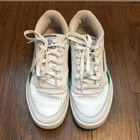 Reebok Center Club C Sneakers in Green & Navy - Picture 2 of 7